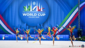 aa q group jpn   japan sfe09459 copia simone ferraro ph